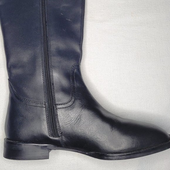 Women Round Toe Black Knee High Boot - Picture 4 of 7